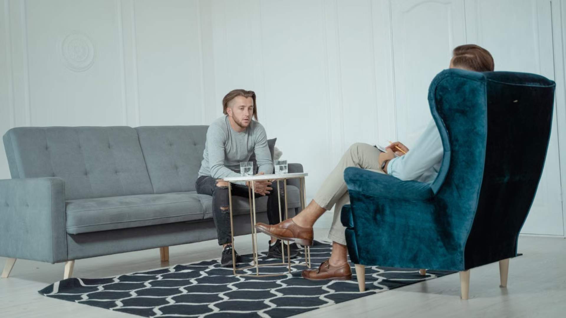 Counselling session for Anxiety Treatment in Manhasset