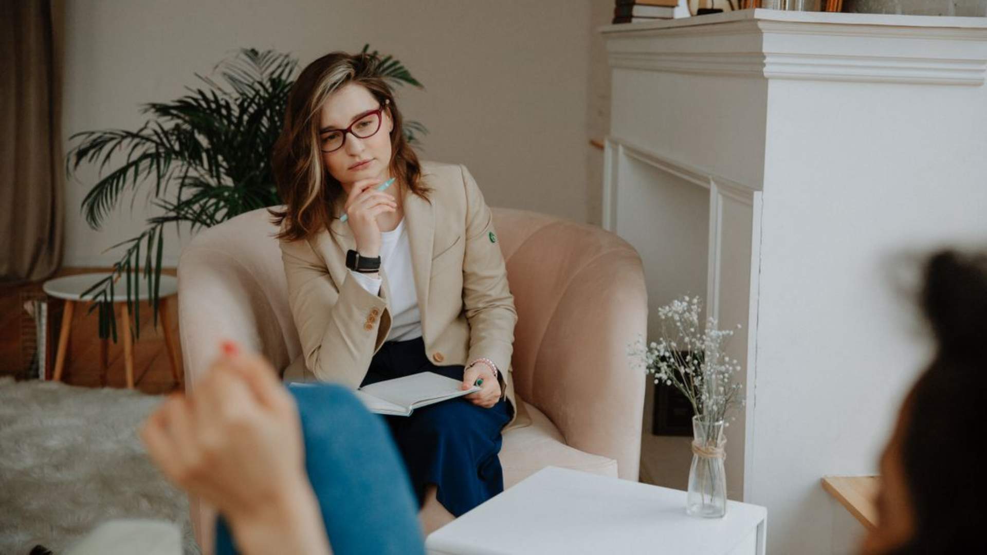 Counsellor talking to the patient for Anxiety Treatment in White Plains, NY